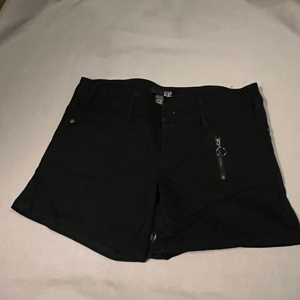 COPY - Fox. Black shorts. Size 3. EUC.
